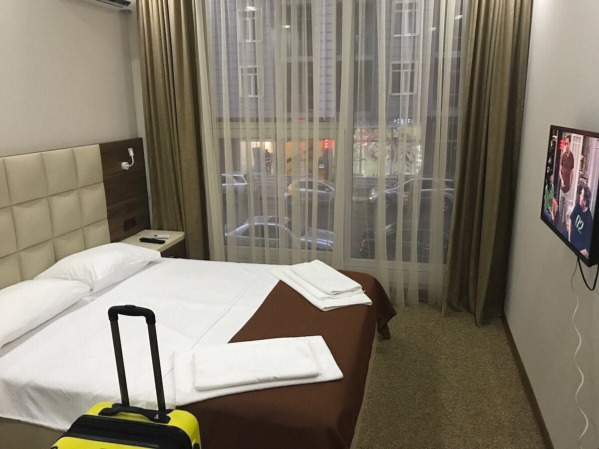 Апартаменти City Hotel 3*